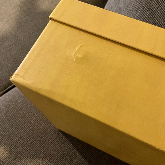 Fendi empty boot box - Picture 3 of 4